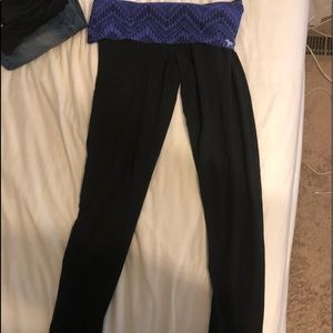 Great condition! Medium PINK leggings